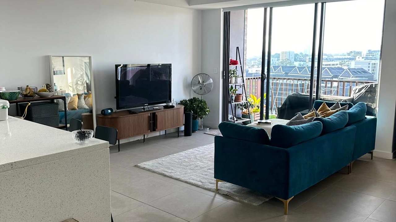 Furnished room in a flatshare