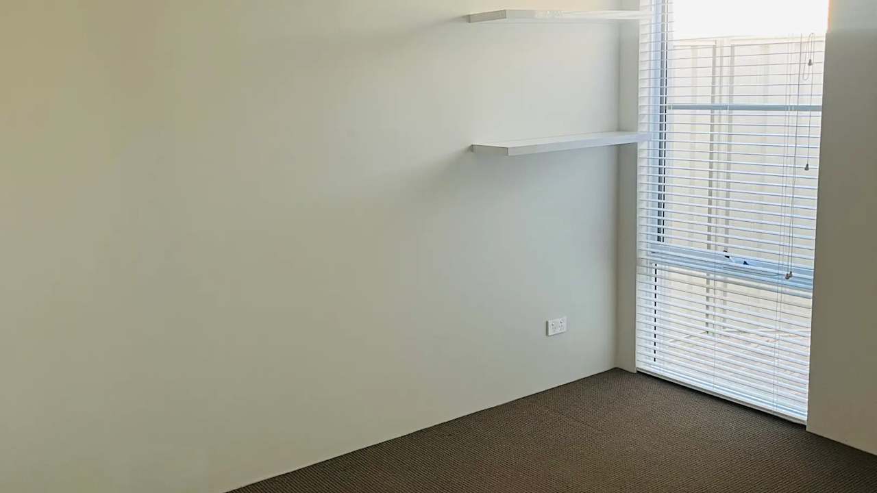 Room in a share house