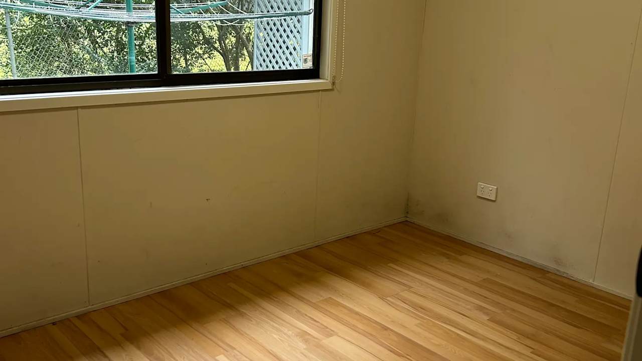 Unfurnished room in a share house