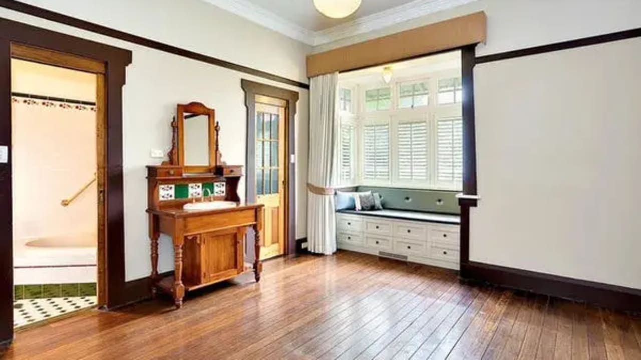 Furnished room with ensuite in a share house