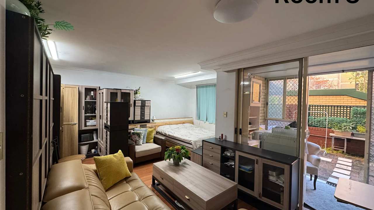 Furnished room in a flatshare