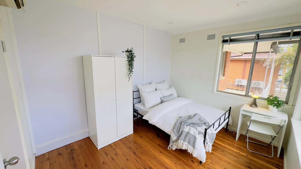 Furnished room in a share house