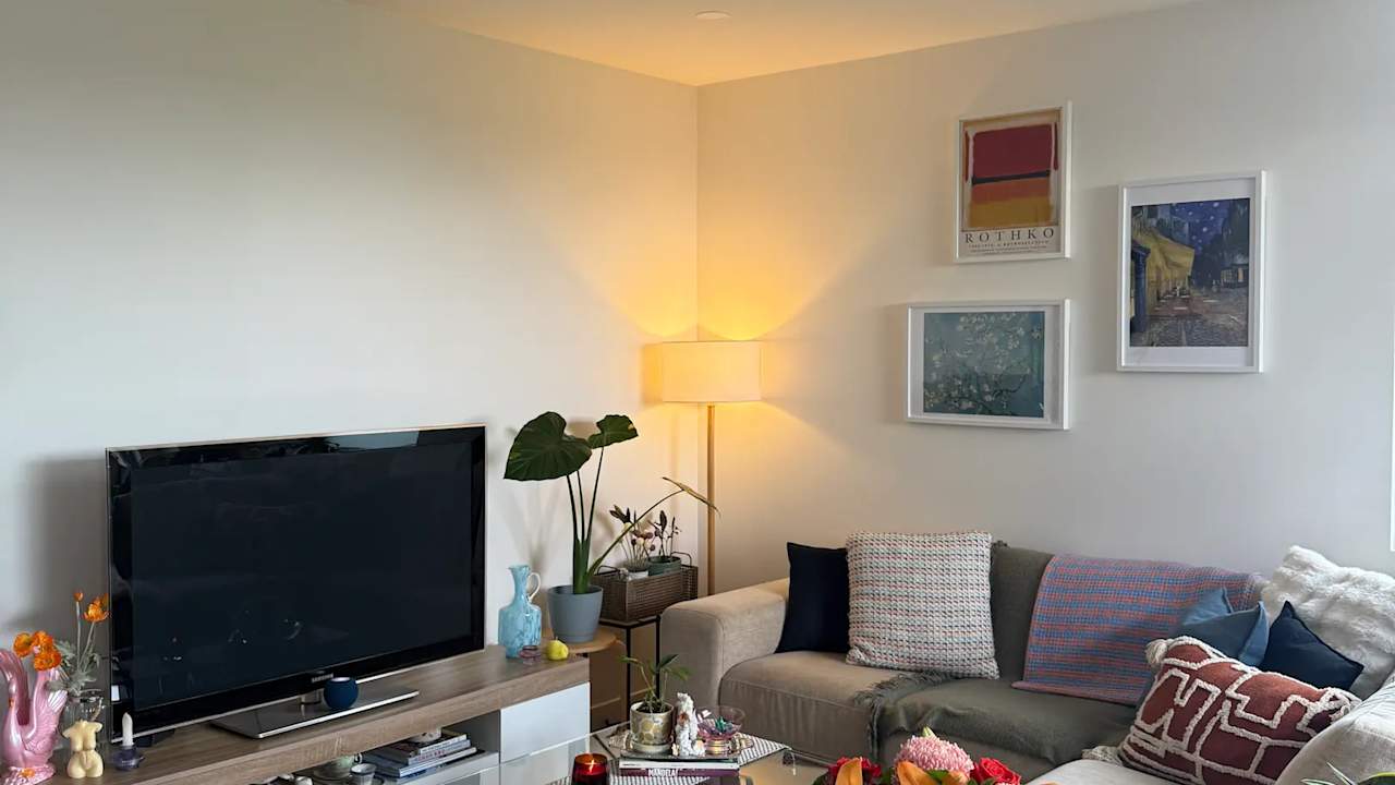 Unfurnished room with own bathroom