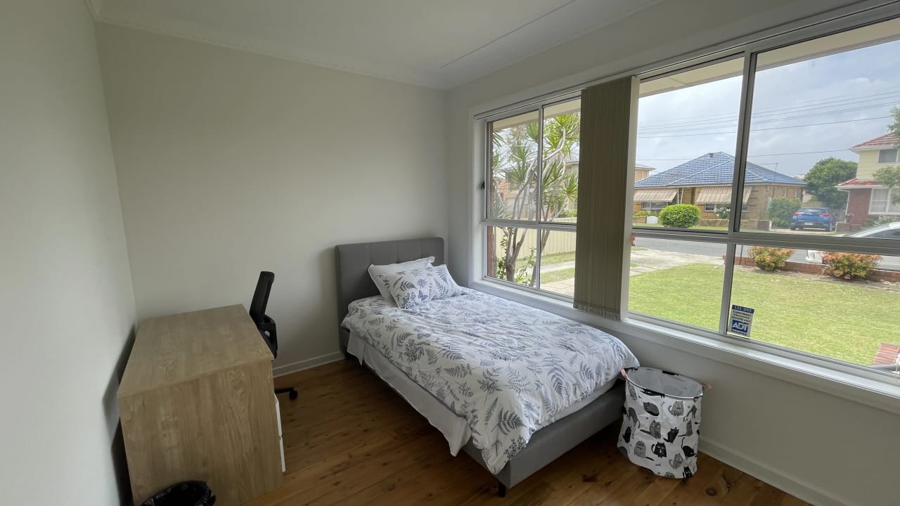 Furnished room with own bathroom