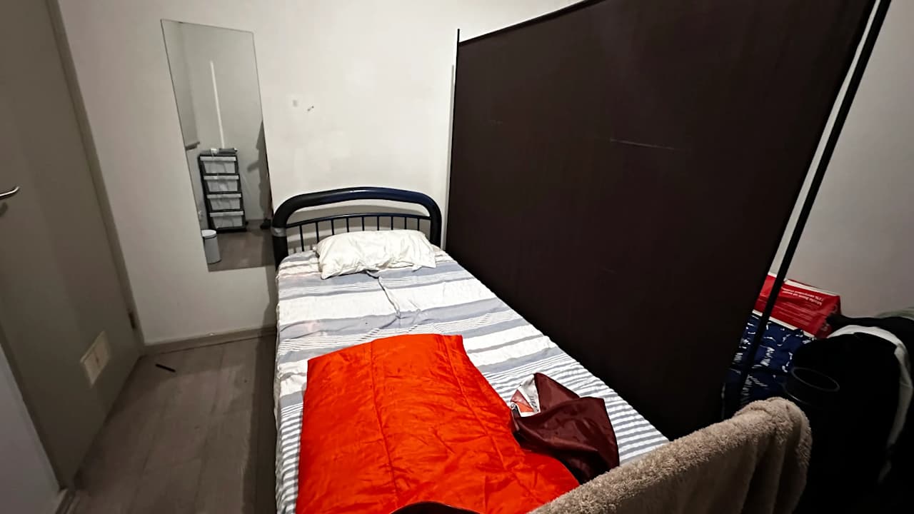 Furnished room with own bathroom