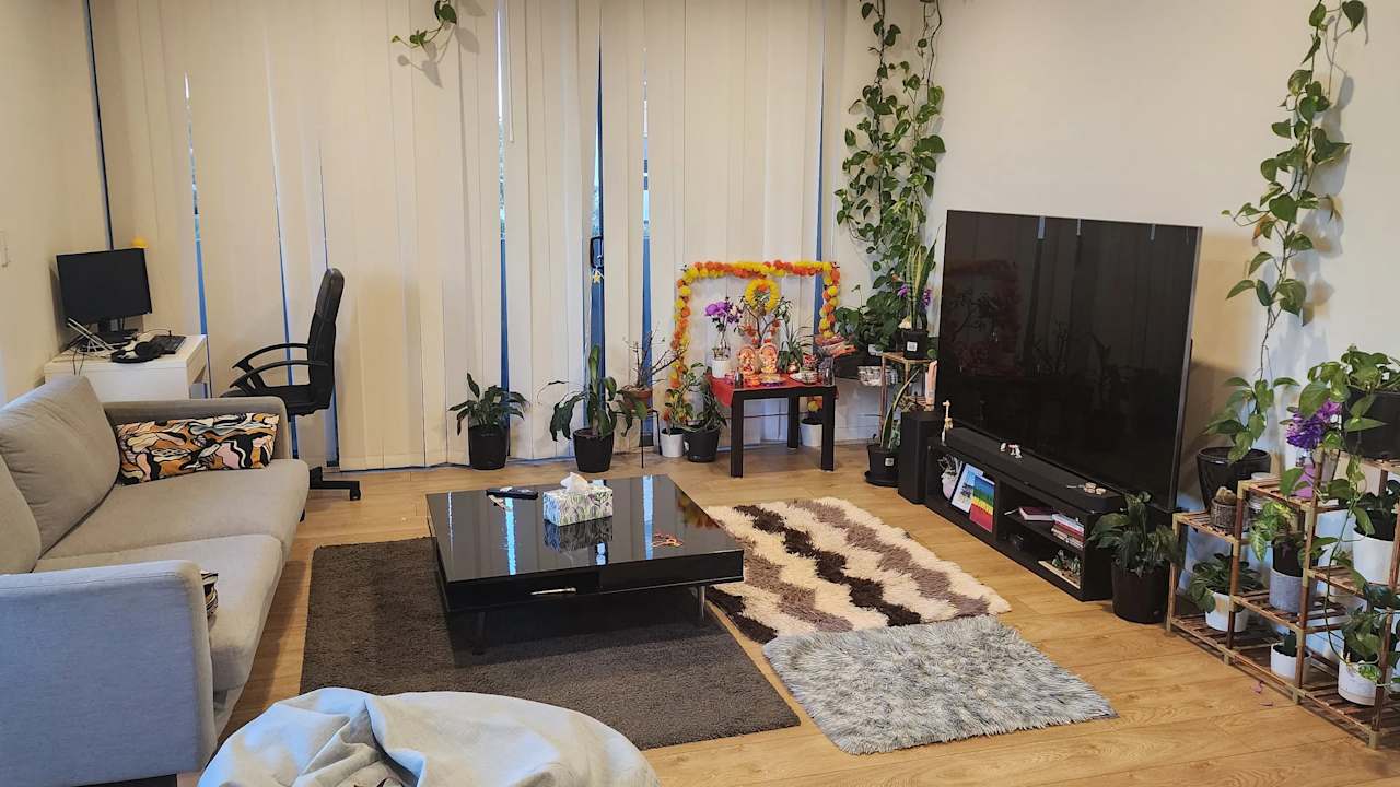 Furnished room with own bathroom