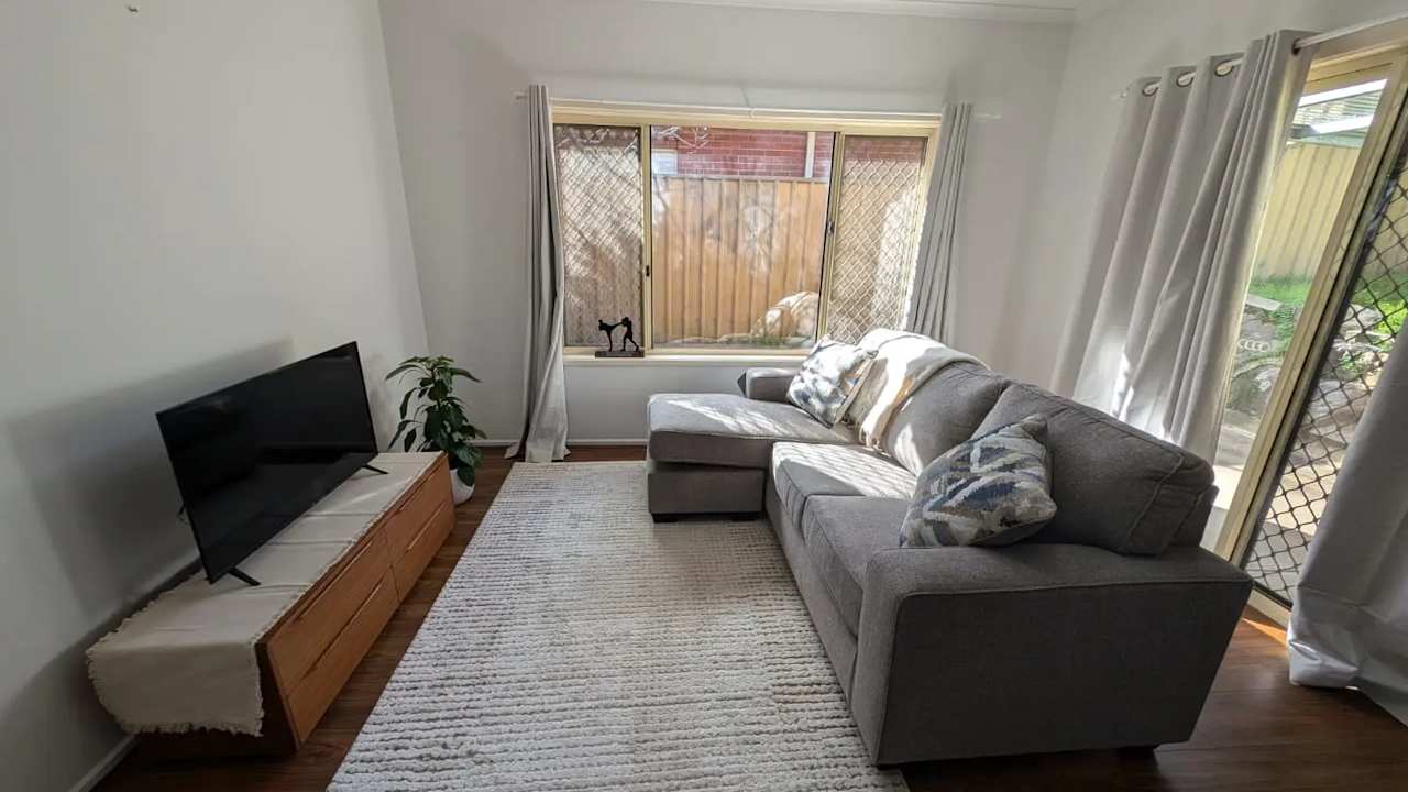 Unfurnished room in a share house