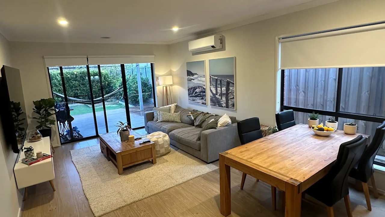 Unfurnished room in a share house
