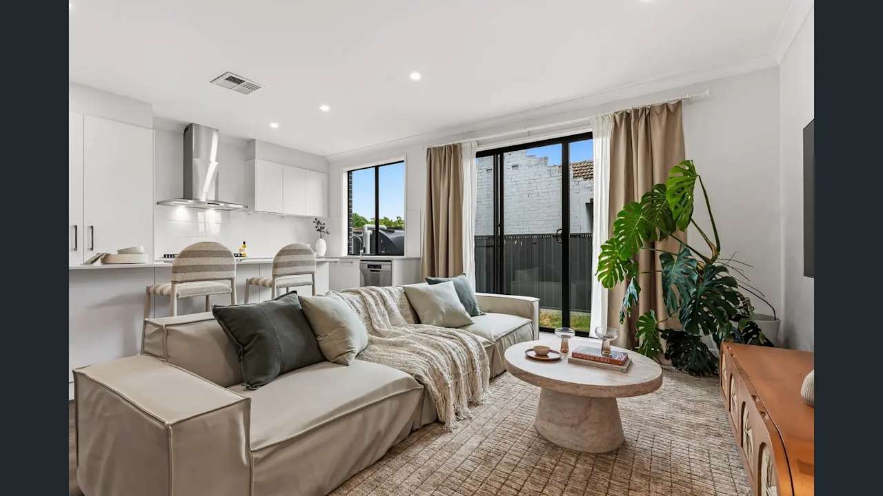 Unfurnished room in a share house