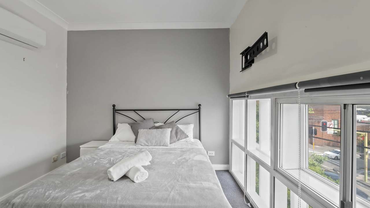 Furnished room with own bathroom