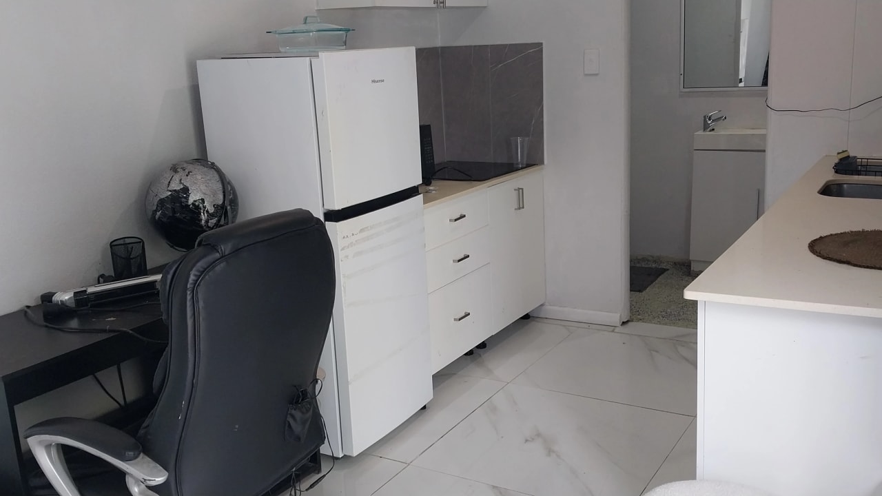 Furnished room with own bathroom