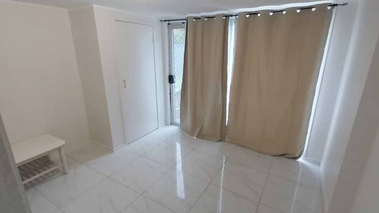 Whole property with 3 rooms for rent