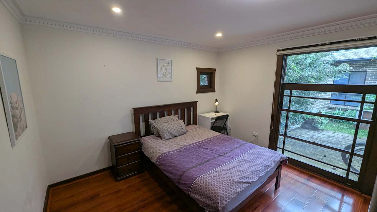Furnished room in a share house