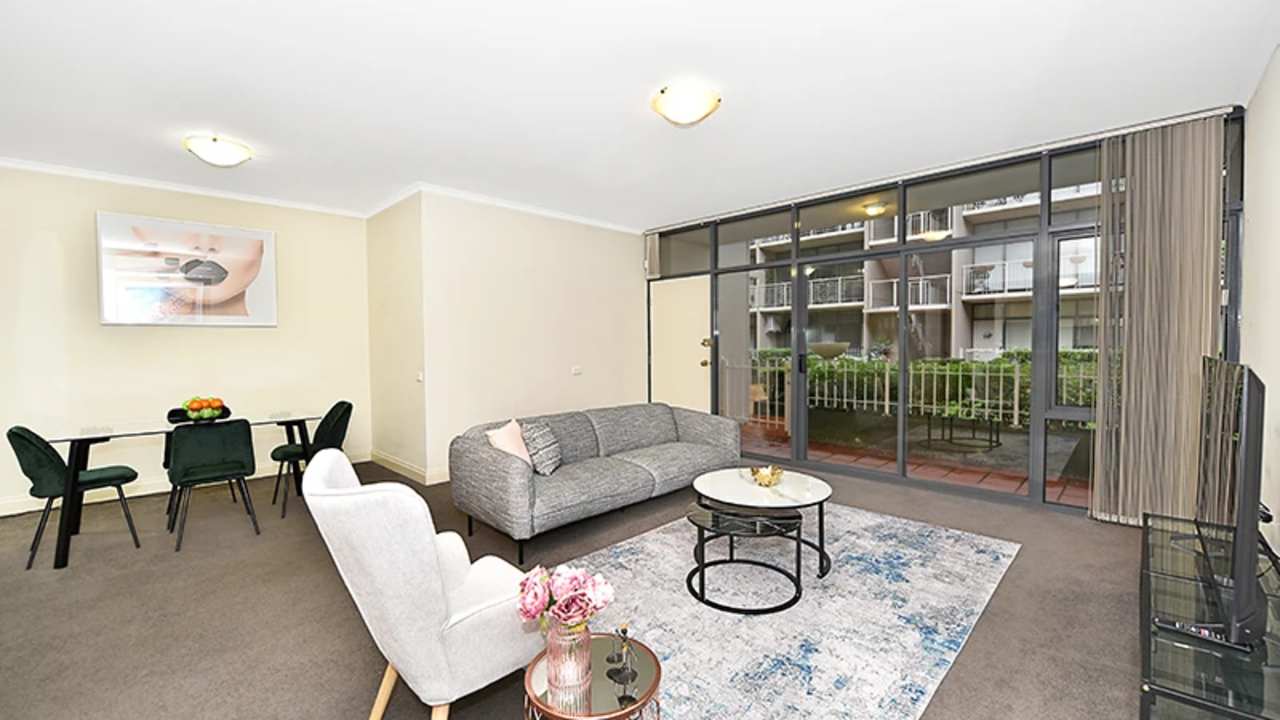 Whole property with 2 rooms for rent