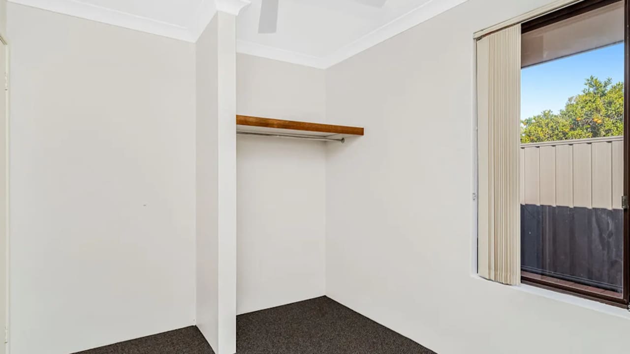 Unfurnished room in a share house