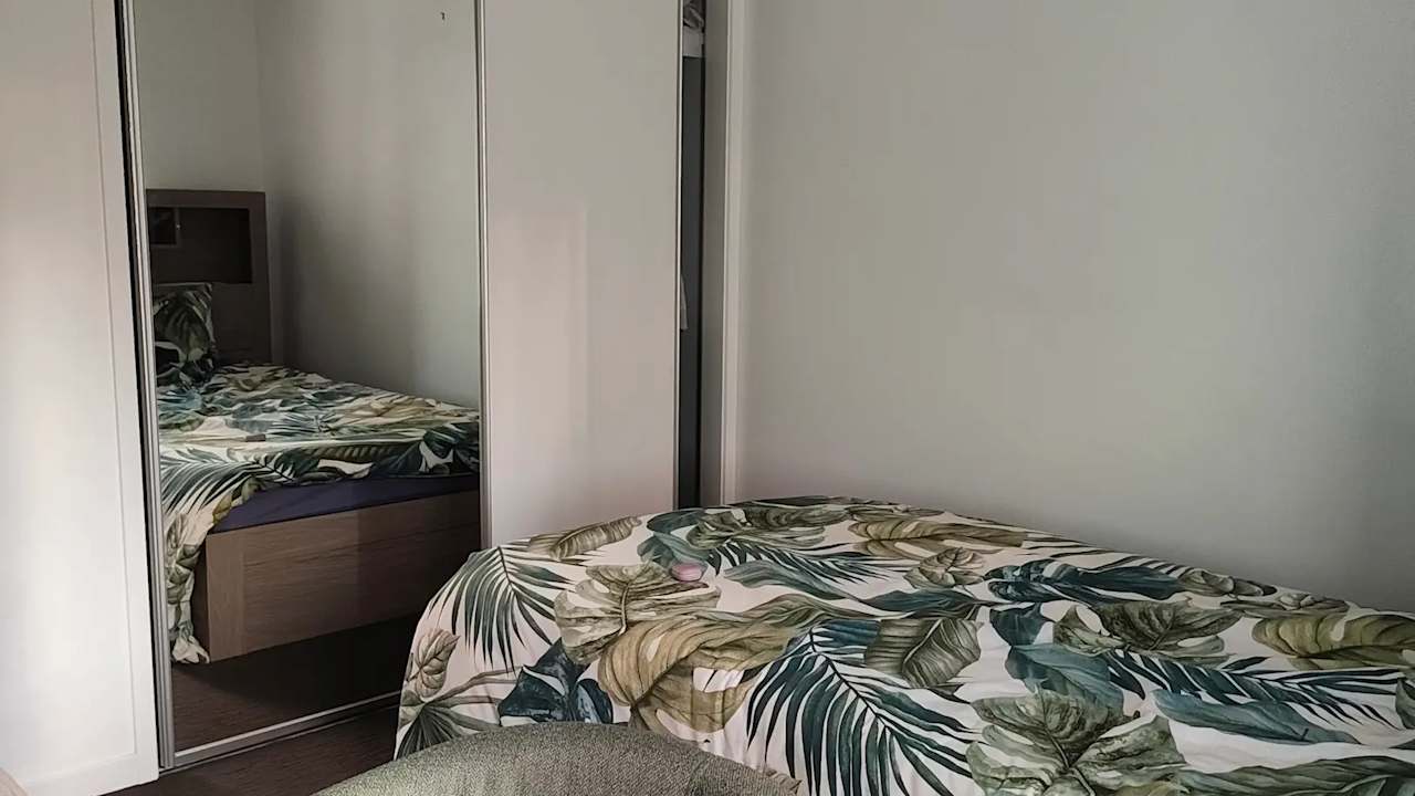 Unfurnished room in a share house
