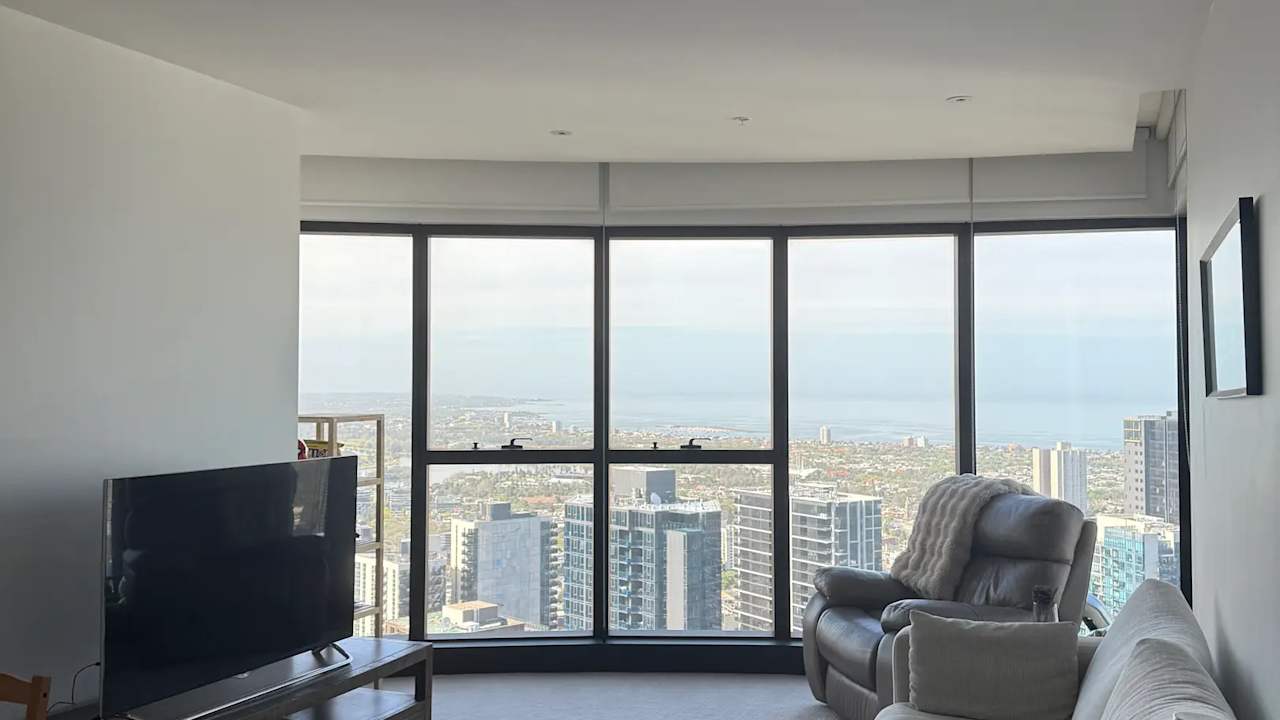 Furnished room with own bathroom