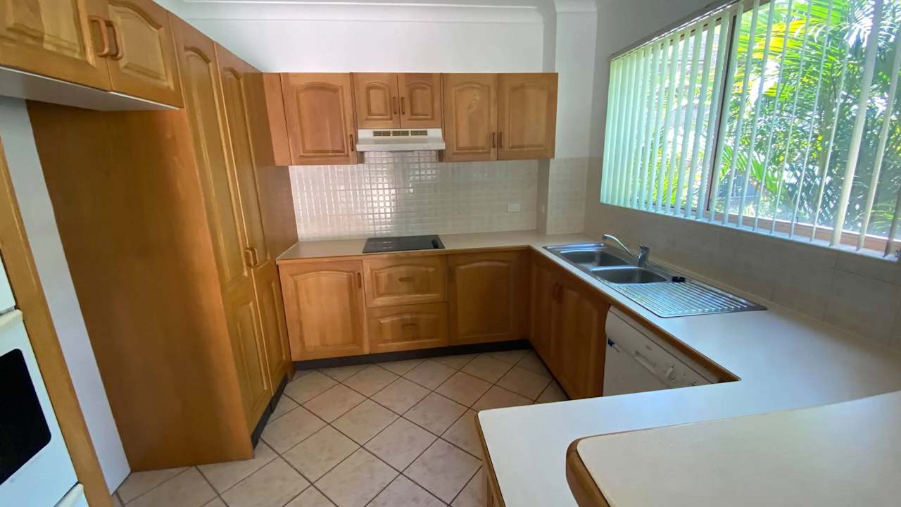 Unfurnished room in a share house