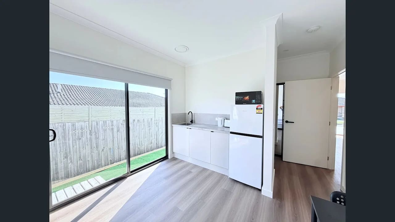 Furnished room with own bathroom