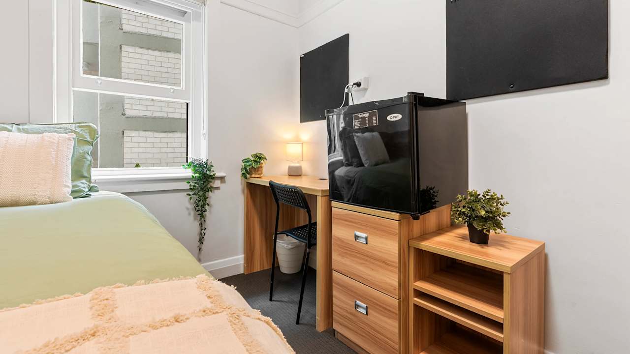 Furnished room in a share house