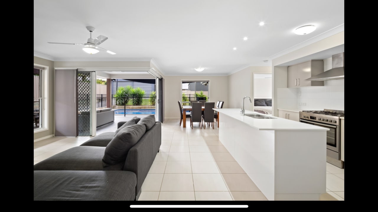 Unfurnished room in a share house