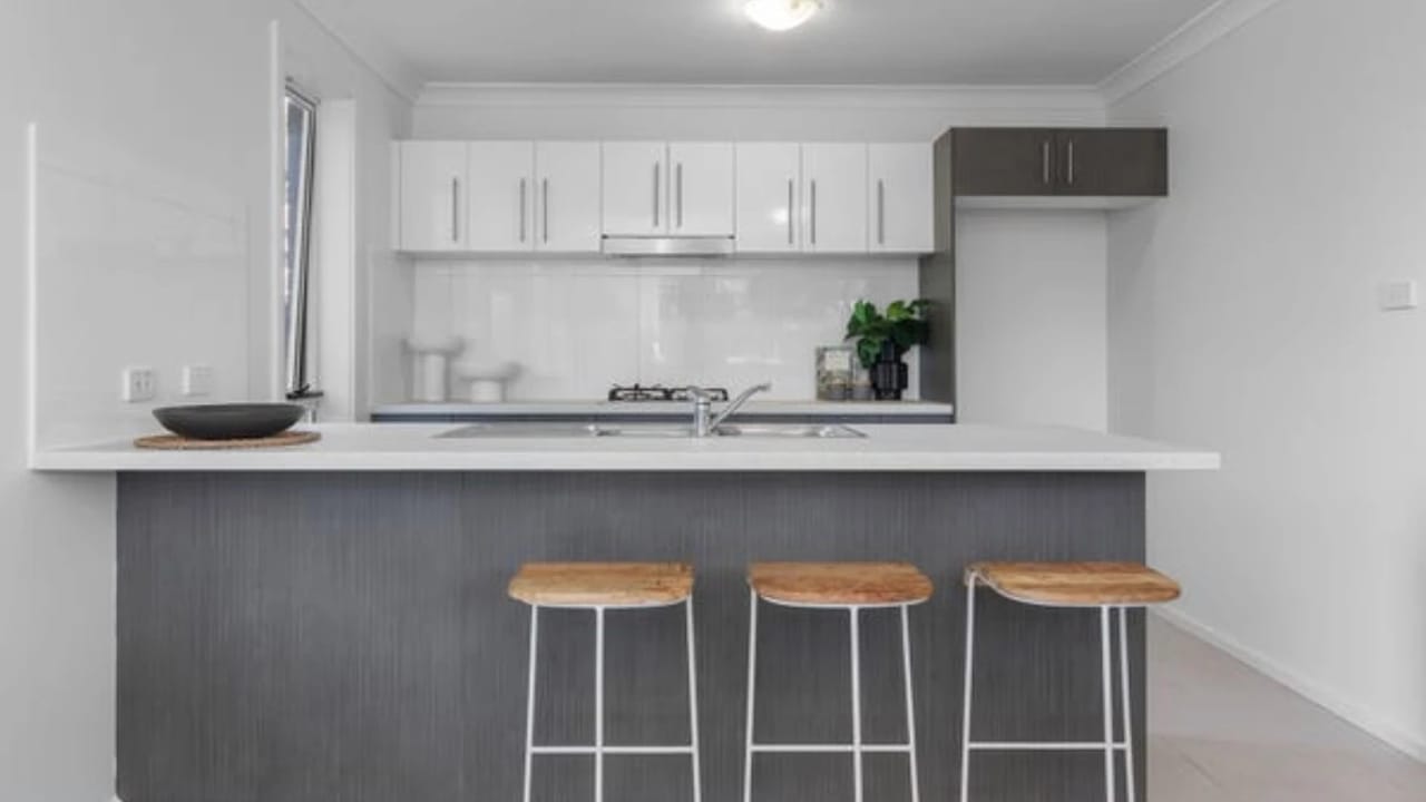 Unfurnished room in a share house