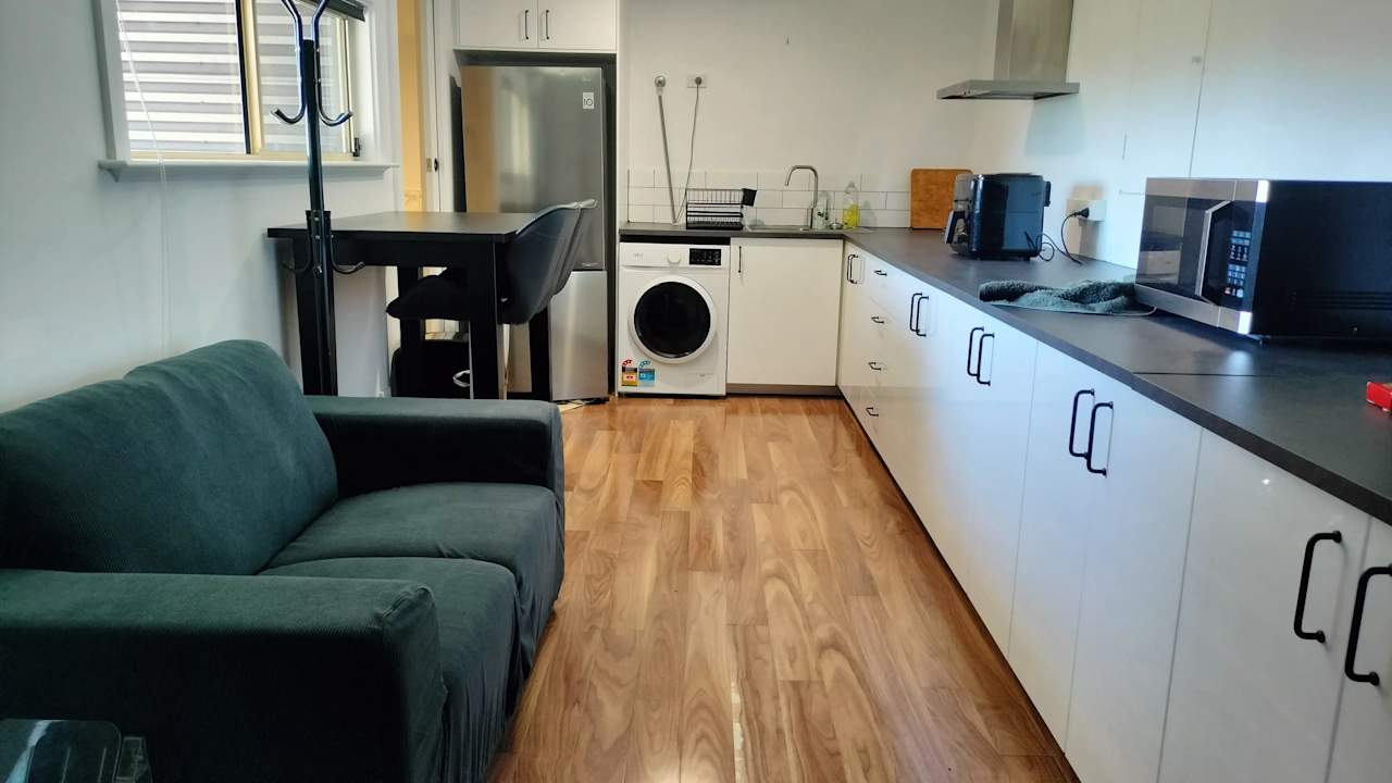 Furnished room studio flat for rent