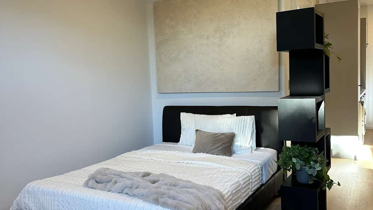 Room studio flat for rent