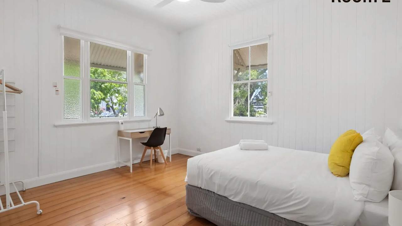 Furnished room in a share house