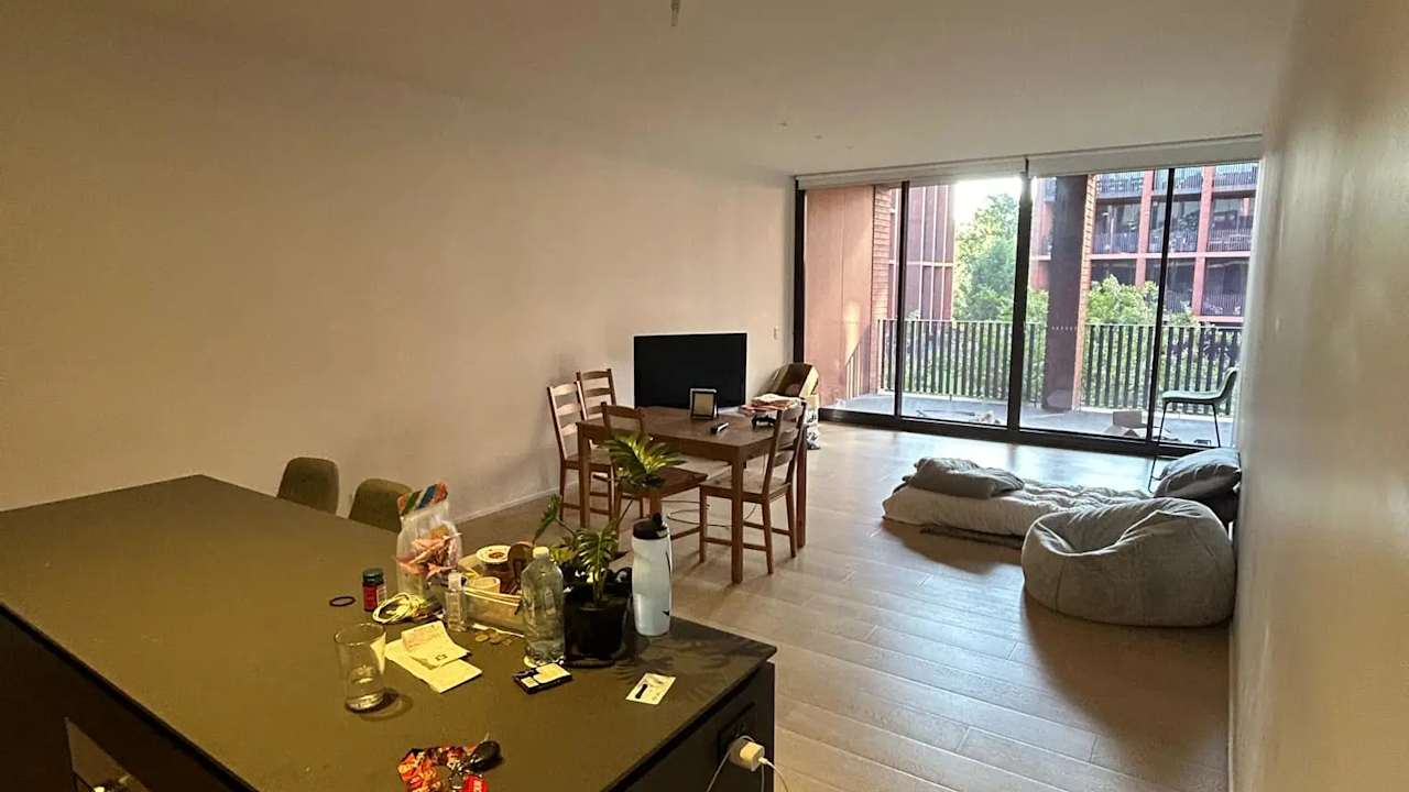 Furnished room with own bathroom