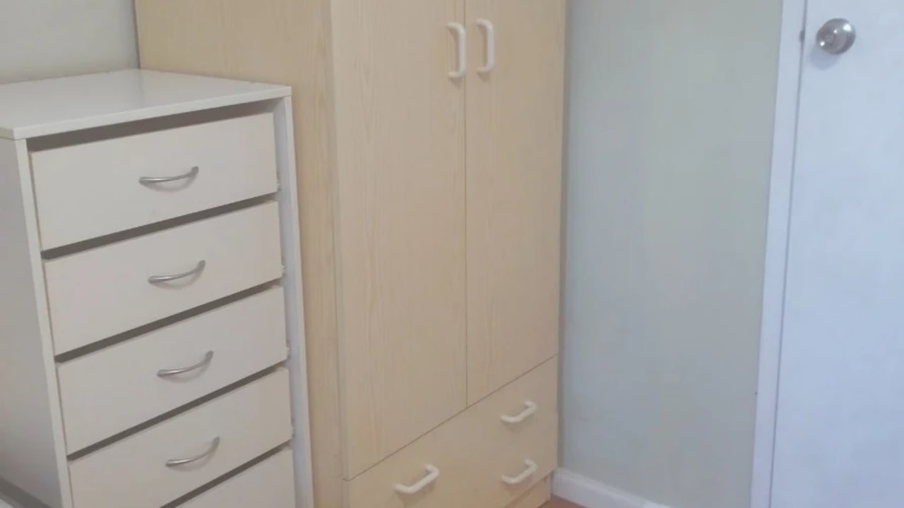 Furnished room in a share house