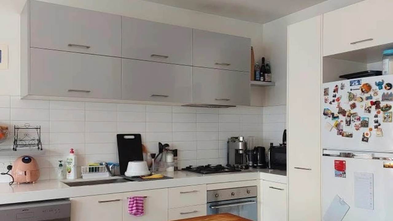 Unfurnished room with own bathroom