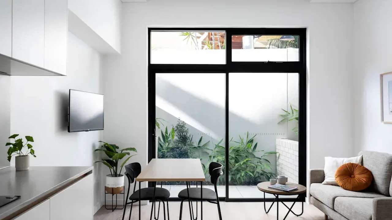 Furnished room studio flat for rent