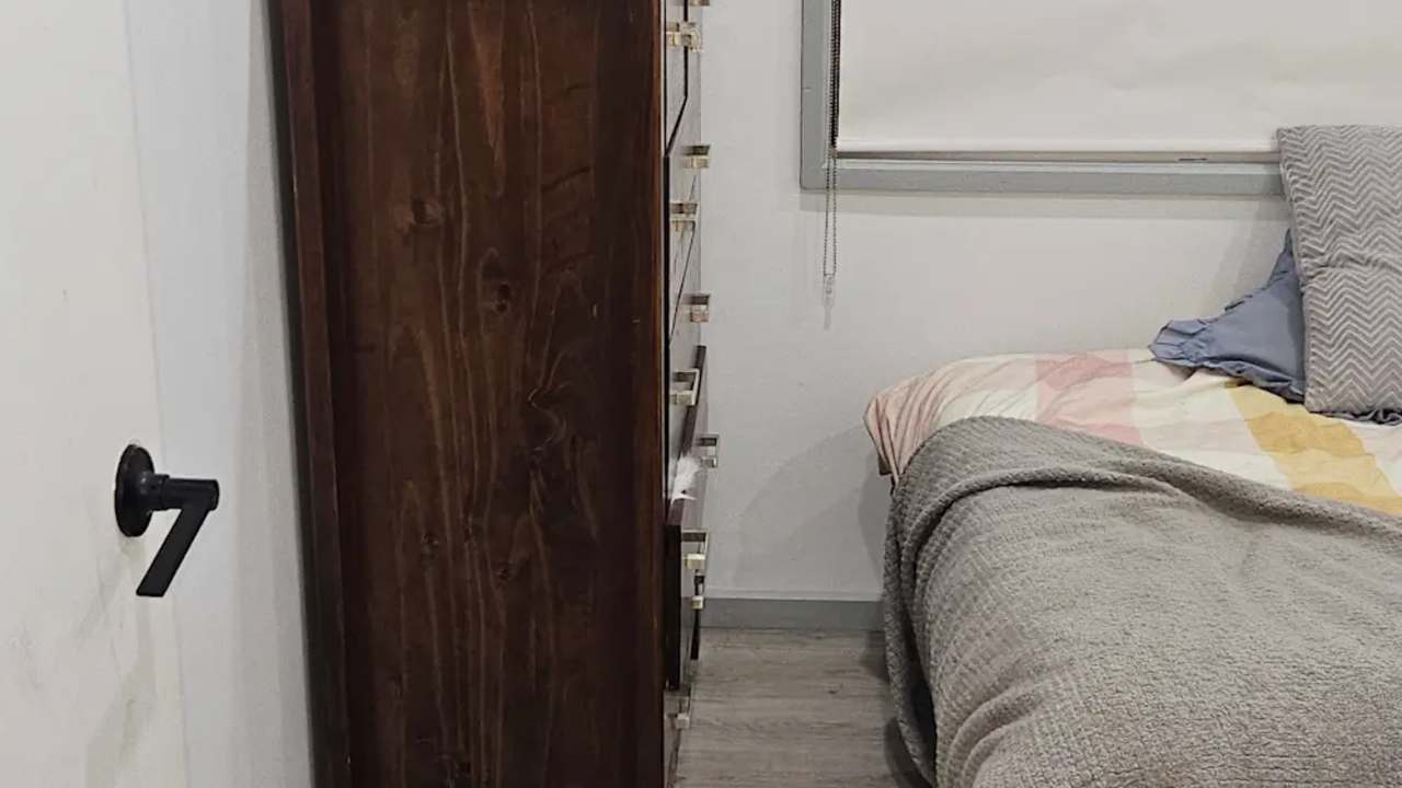 Furnished room in a share house