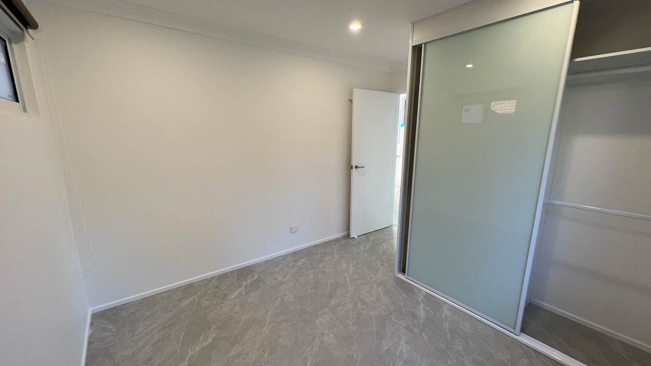 Furnished room with own bathroom