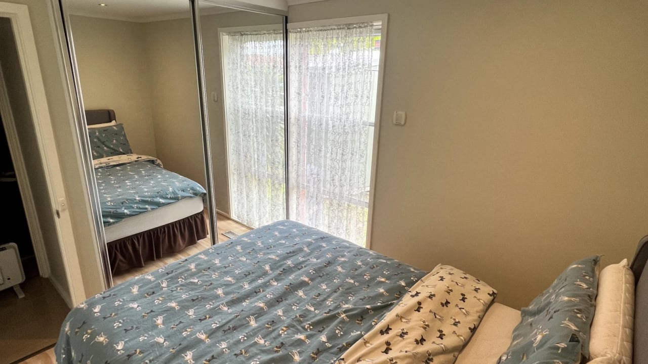 Furnished room in a share house