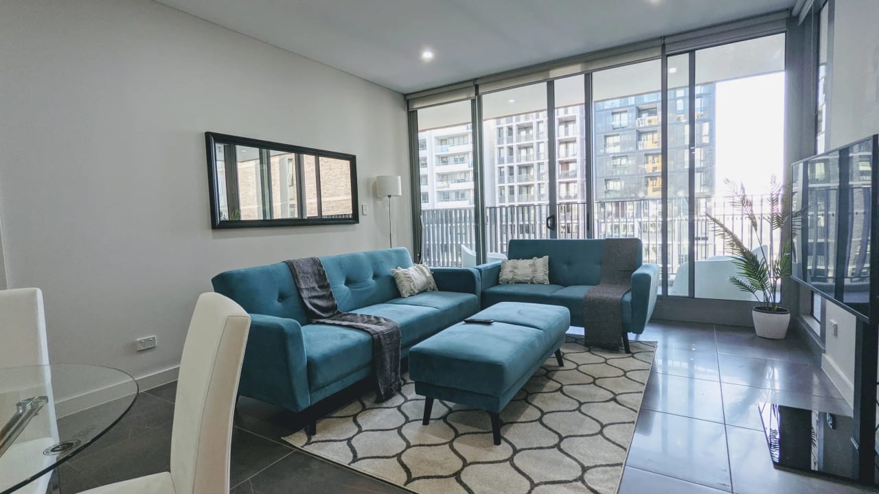 Furnished room with ensuite in a flatshare