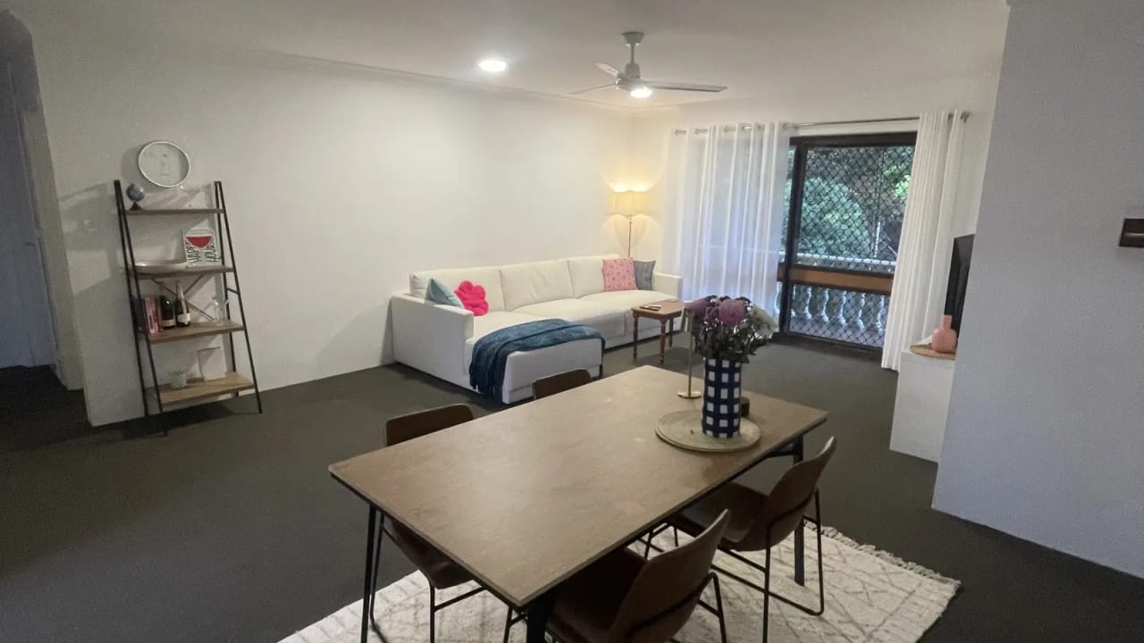 Unfurnished room in a flatshare