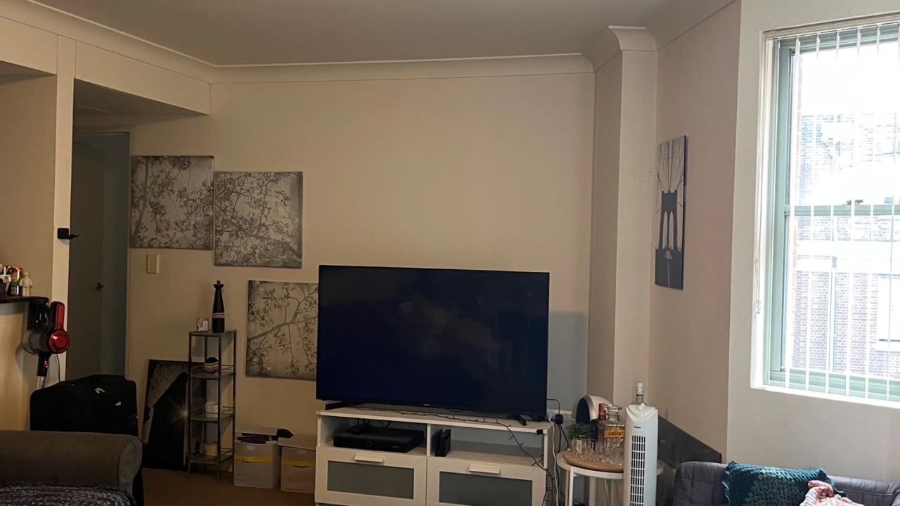 Furnished room with ensuite in a flatshare