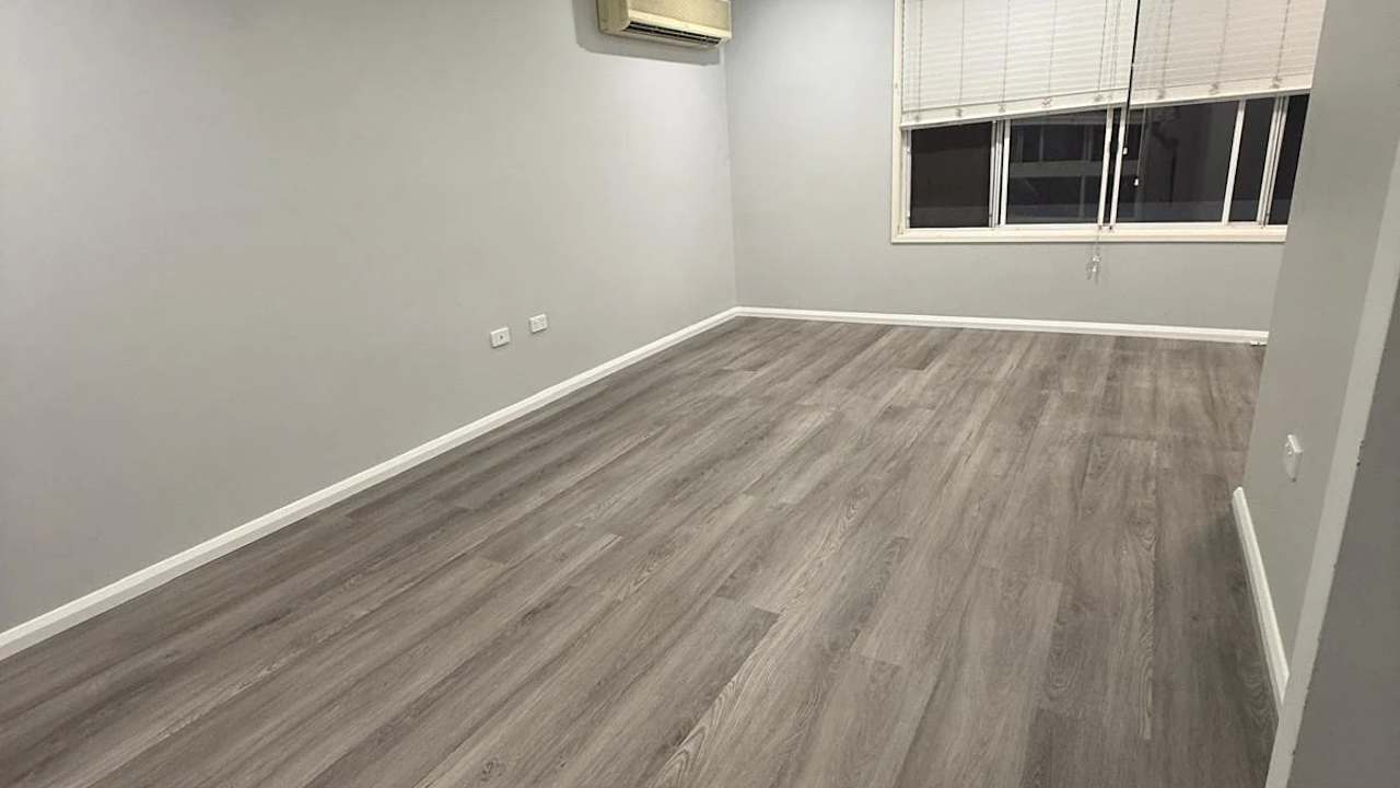 Room in a share house