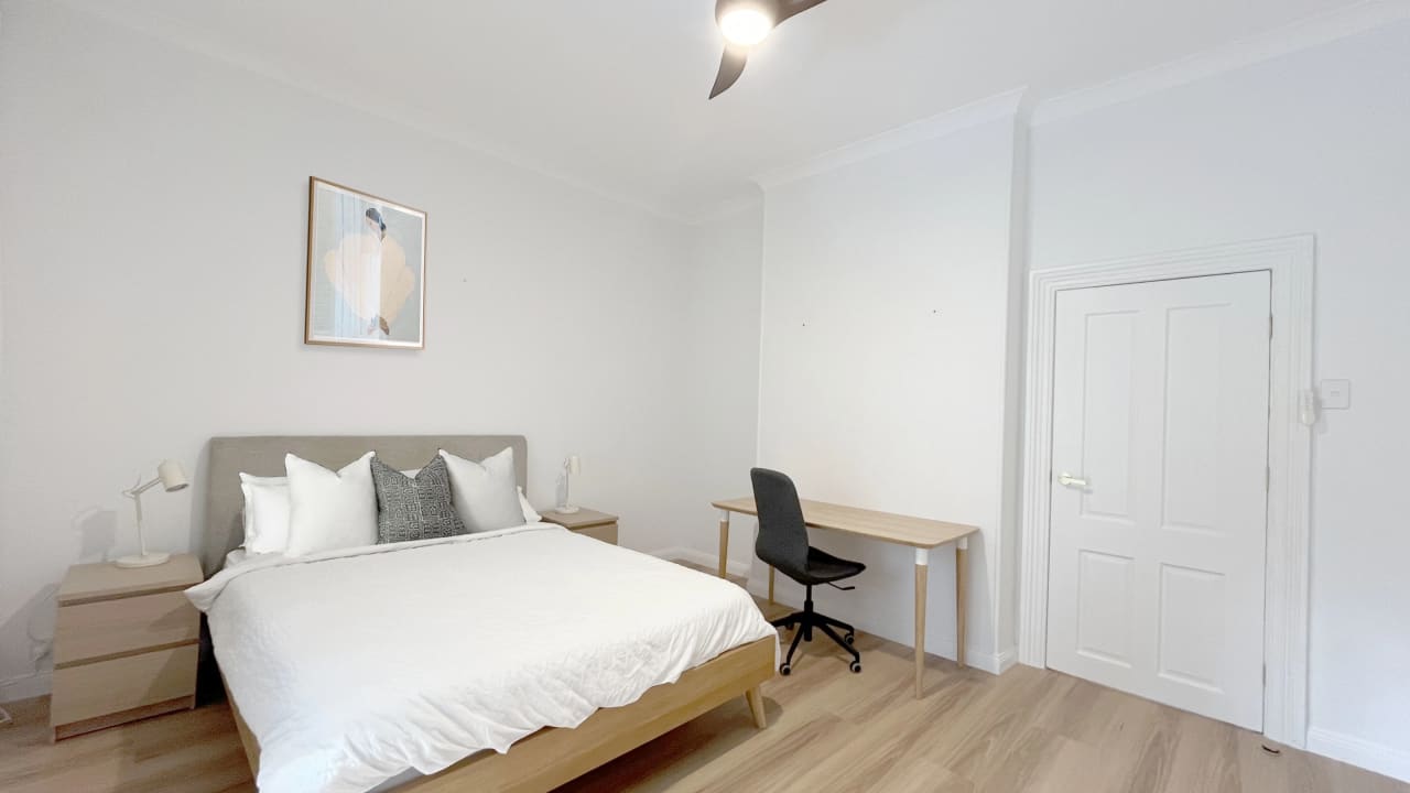 Furnished room in a share house