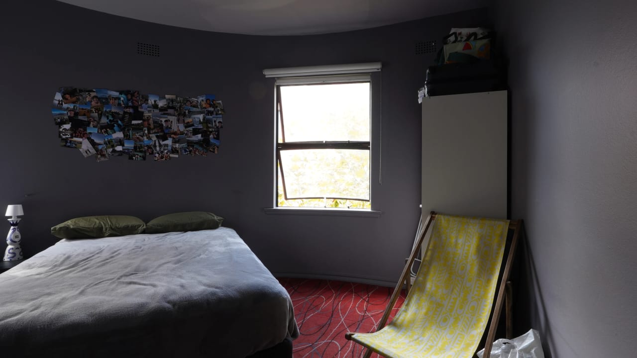 Furnished room in a share house