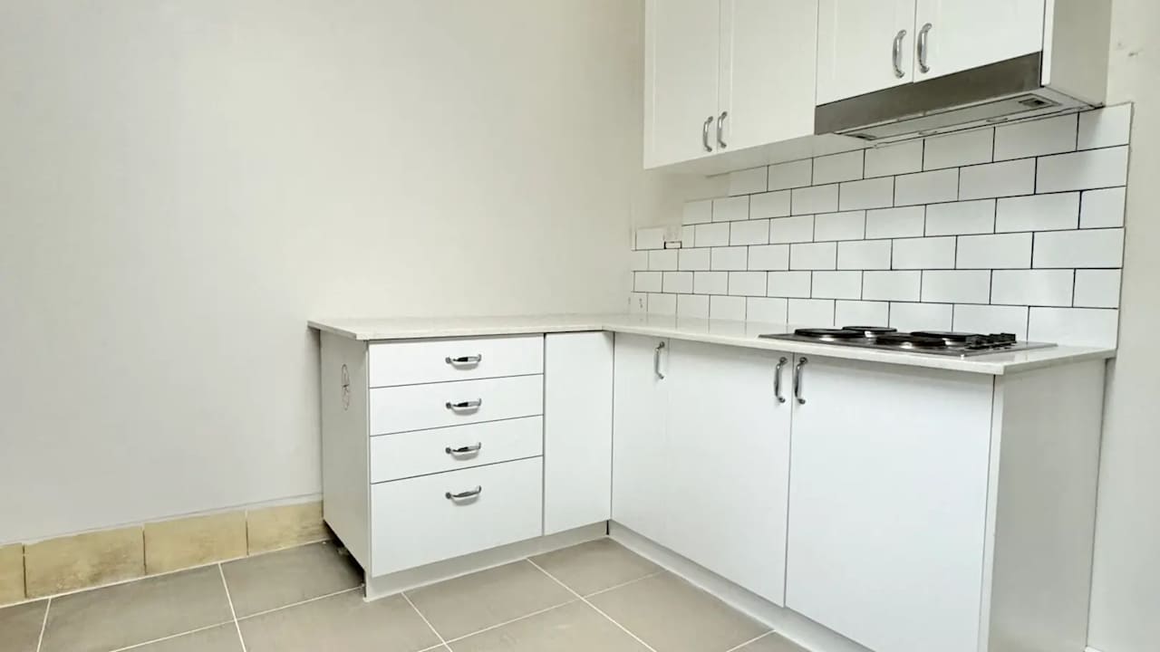 Whole property with 2 rooms for rent