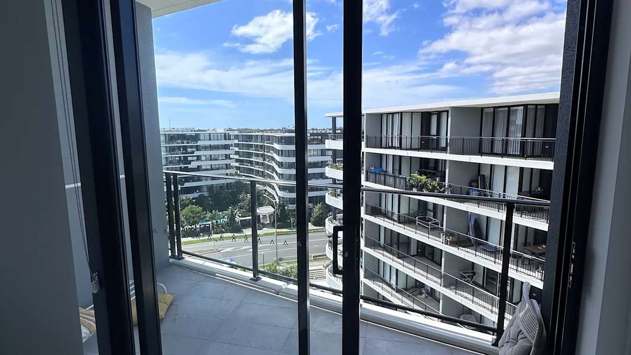 Furnished room with own bathroom