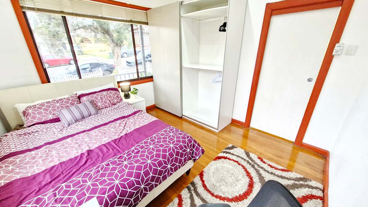 Furnished room in a share house