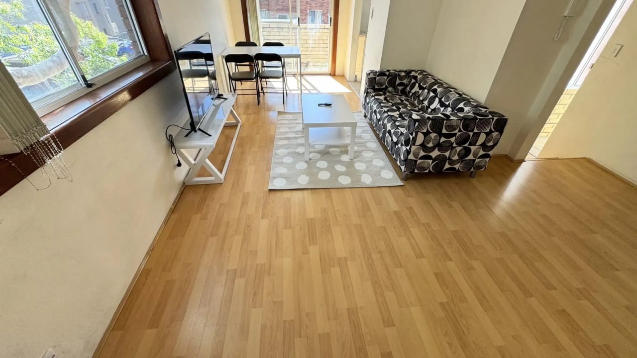 Whole property with 3 rooms for rent