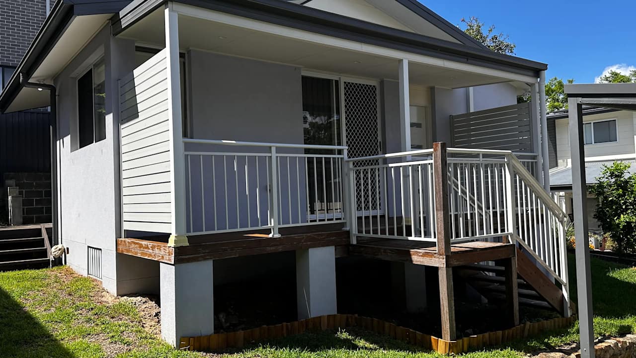 Unfurnished room granny flat for rent