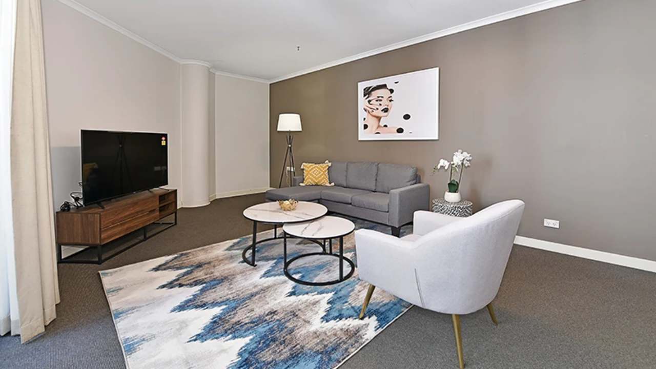 Whole property with 2 rooms for rent