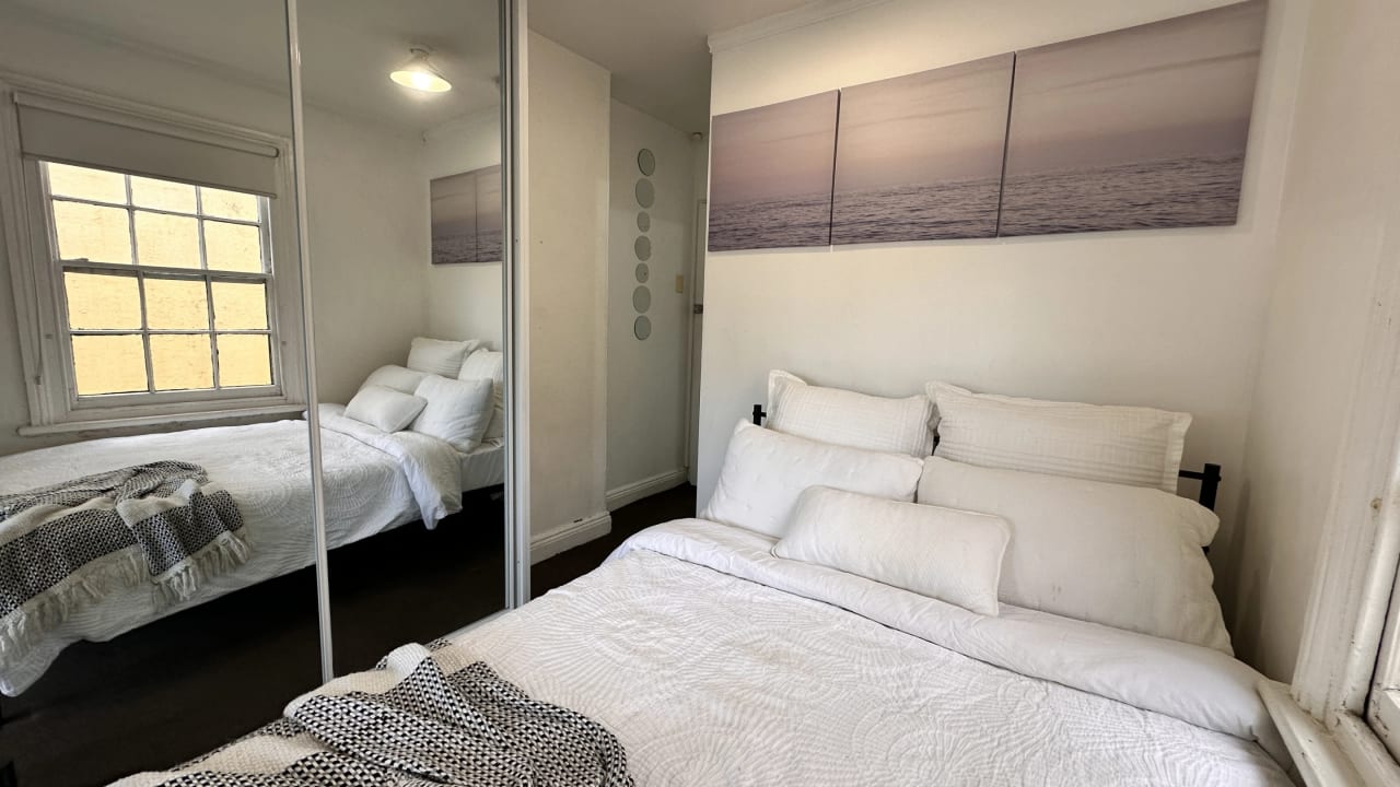 Furnished room studio flat for rent