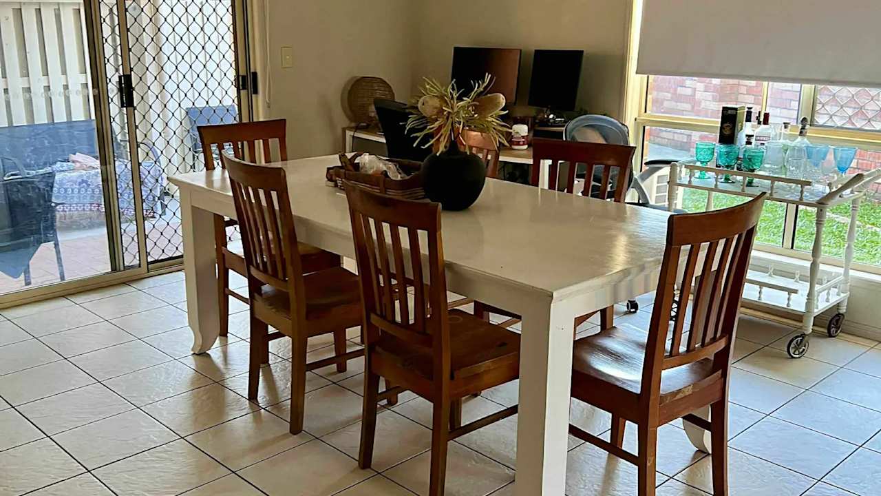 Unfurnished room in a share house